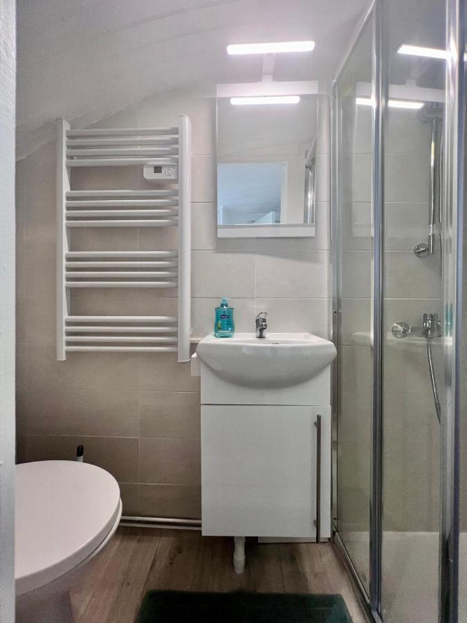 Casa Cloutiers #1, #2 & #3 - Jolis Studios - Emplacement Ideal Hyper Centre Brive エクステリア 写真
